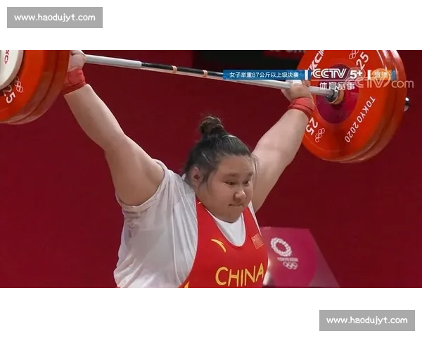 稳稳上分！奥运冠军李雯雯携 iPhone 17 Pro 为马尾文旅续航